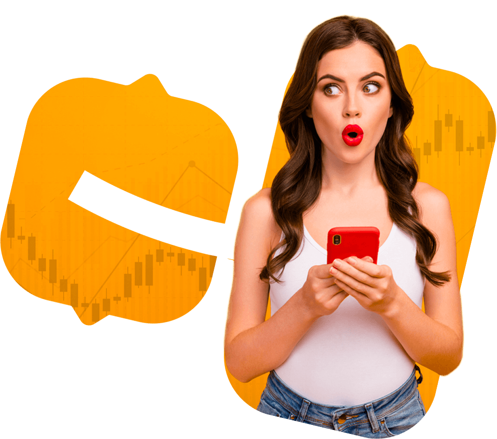 کاربر میهن اف ایکس در حال استفاده از موبایل